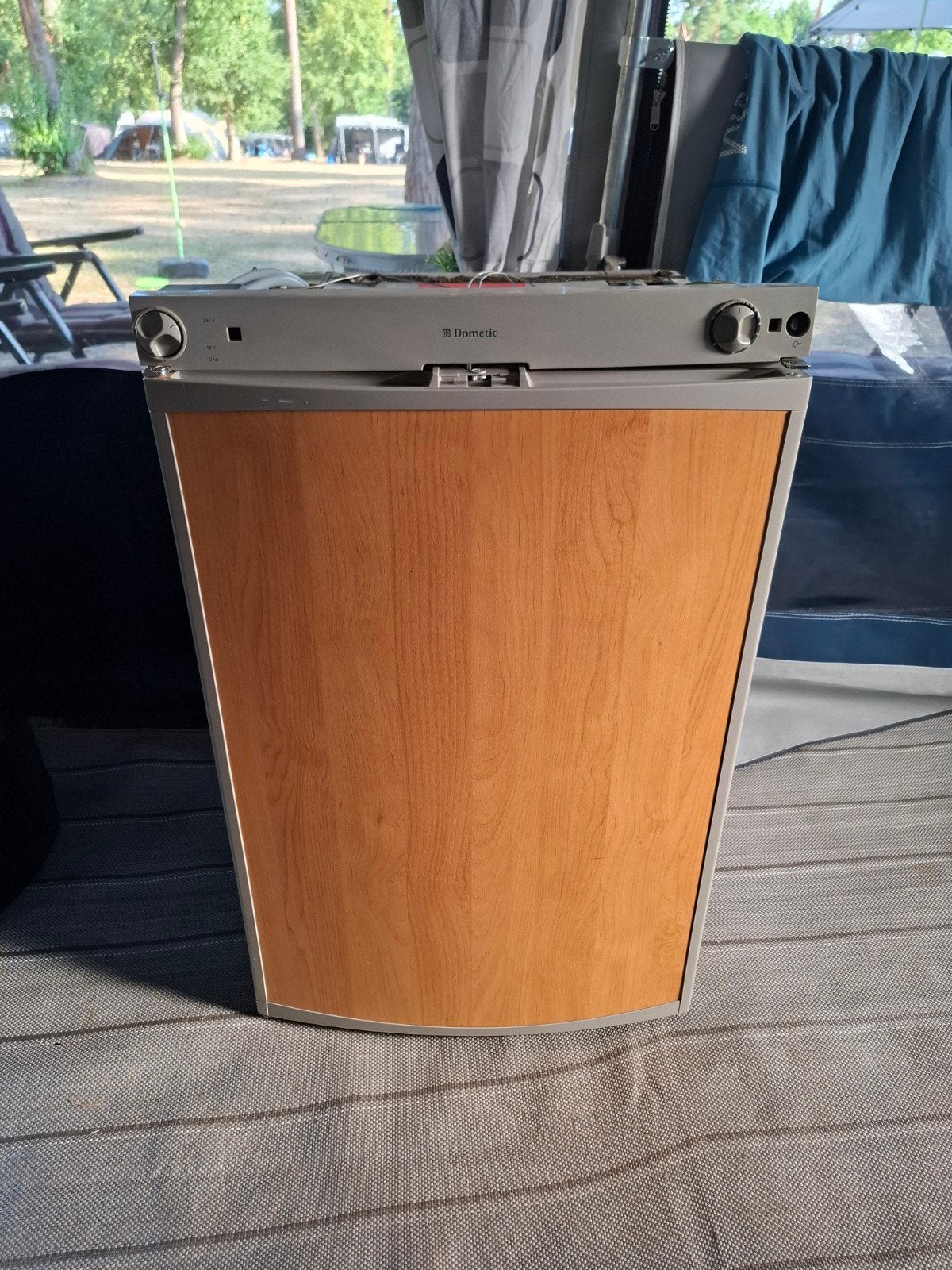Dometic C40/110 RM7390L Koelunit, 75 tot 100 liter, Ophalen, Met vriesvak