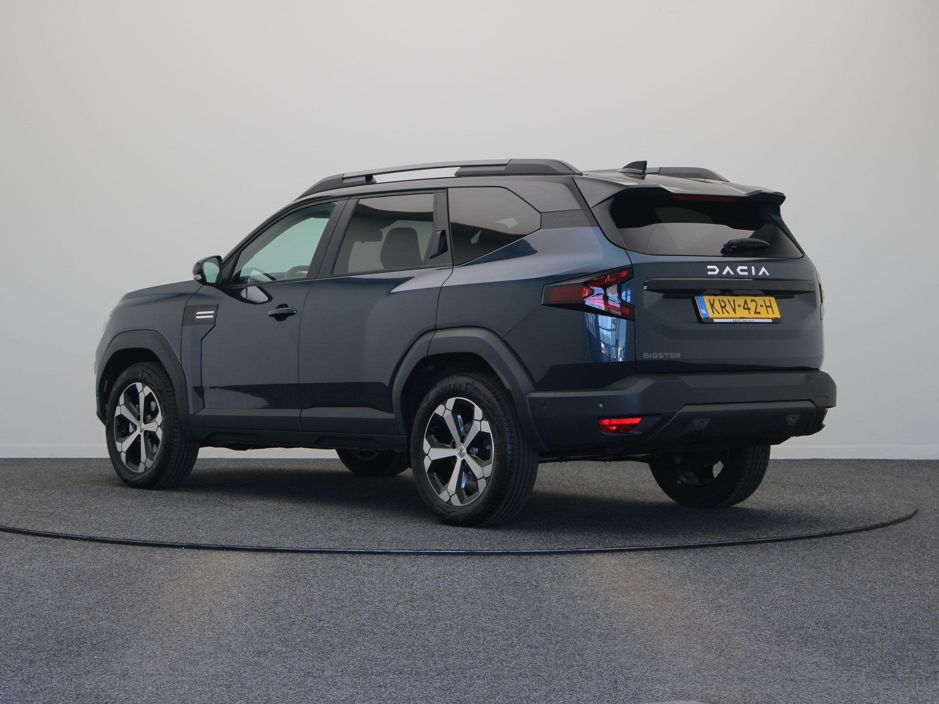 Dacia Bigster Mild Hybrid-G 140pk Journey | Schuif kanteldak, Auto's, Voorwielaandrijving, Stof, Euro 6, 1199 cc
