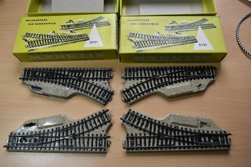 nette Marklin 5121 set handwissels R + L in ovp, Hobby en Vrije tijd, Modeltreinen | H0, Wisselstroom, Gebruikt, Verzenden, Rails