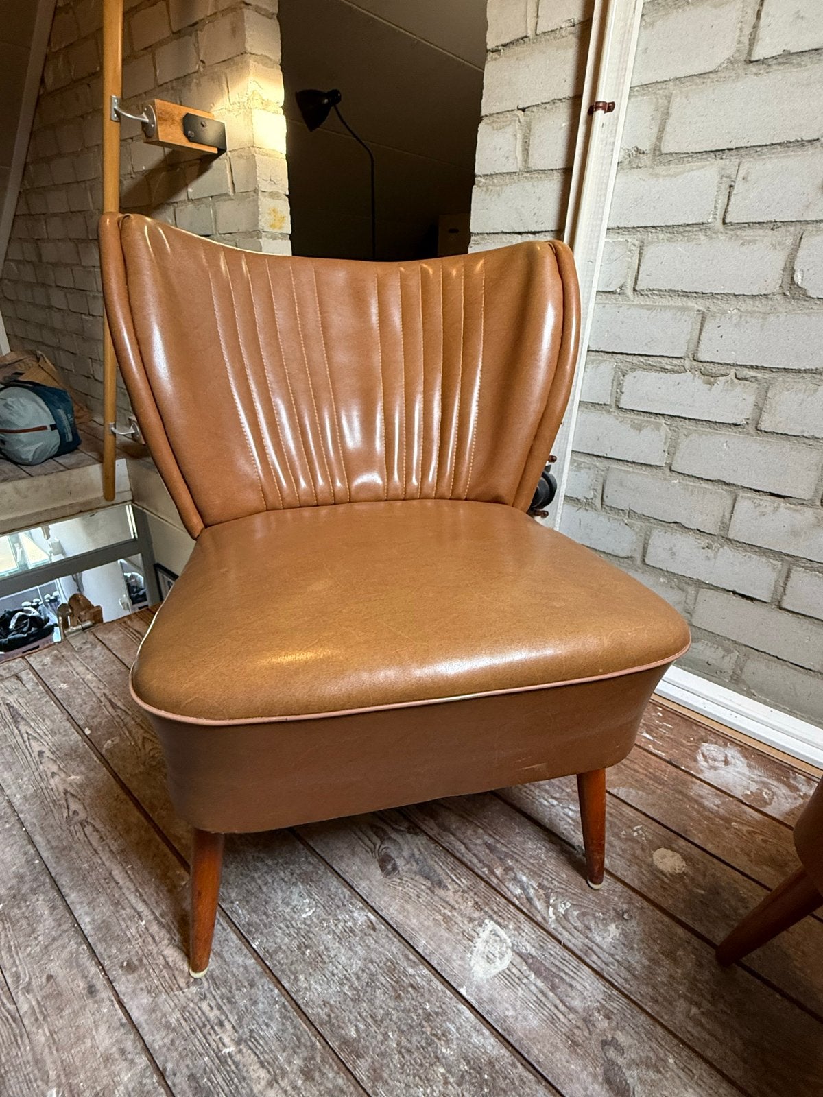2 Kunstleren stoelen met geveerde zitting - project, Gebruikt, Twee, Bruin, Leer