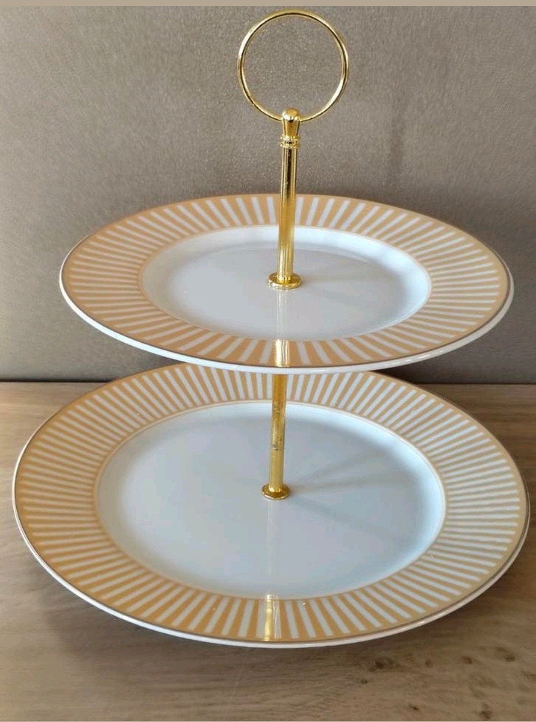 Harmony Etagere met 2 lagen - Wit/Geel/Goud, Demontabel, Etagère, Verzenden, Nieuw