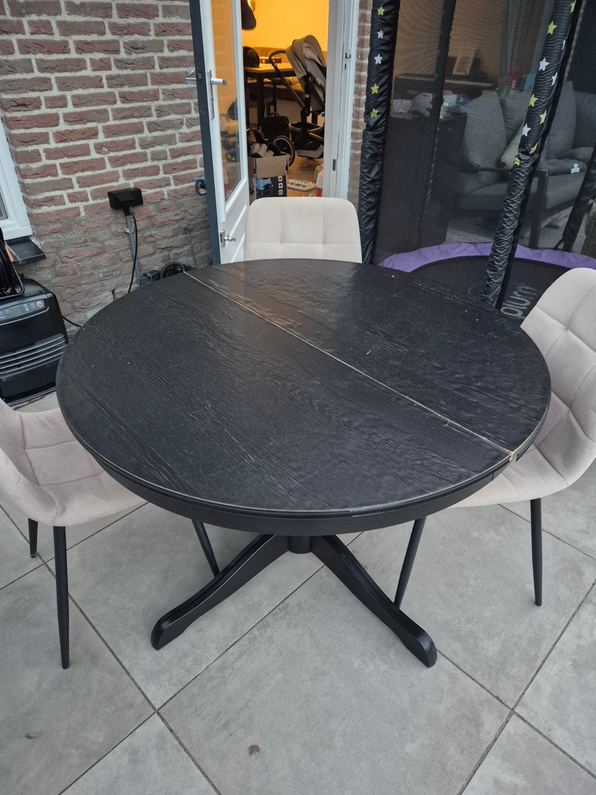 Uitschuifbare IKEA eettafel, Huis en Inrichting, Ophalen, Gebruikt, Modern, Vier personen