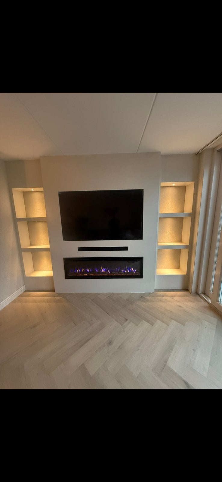 Luxe Cinewall op maat gemaakt binnen 1 dag geplaatst.