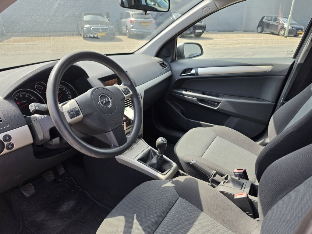 Opel Astra Wagon 1.4 Temptation Airco/Cruise Nw Koppeling✅, Auto's, 639 kg, Gebruikt, Multifunctioneel stuurwiel, Origineel Nederlands