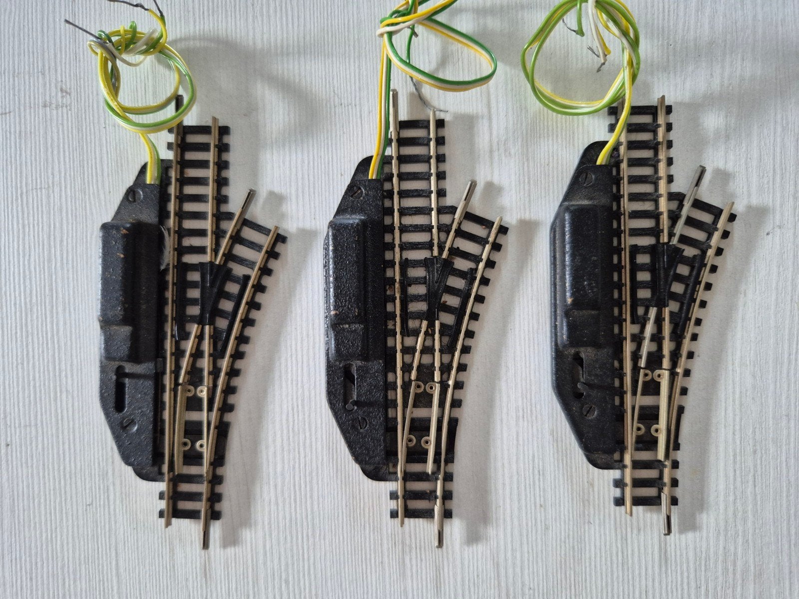 7 Minitrix elektrische wissels 4961/4963, Hobby en Vrije tijd, Modeltreinen | N-Spoor, Gebruikt, Gelijkstroom, Trix, Rails