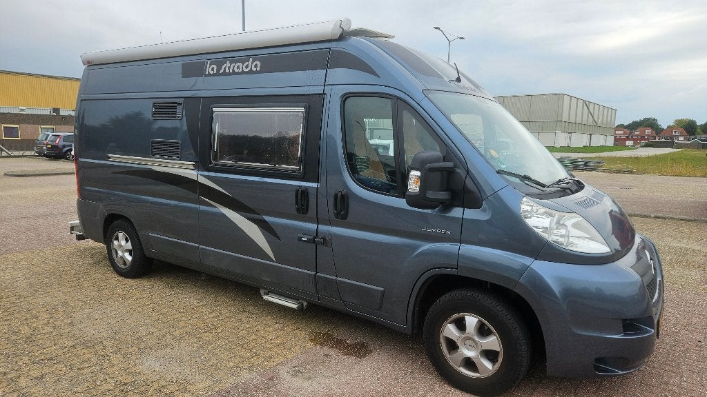 La Strada Avanti L buscamper Citroen Jumper 2009 met 160k km, Caravans en Kamperen, Buscamper of Camperbus, Luifel, Tot en met 3