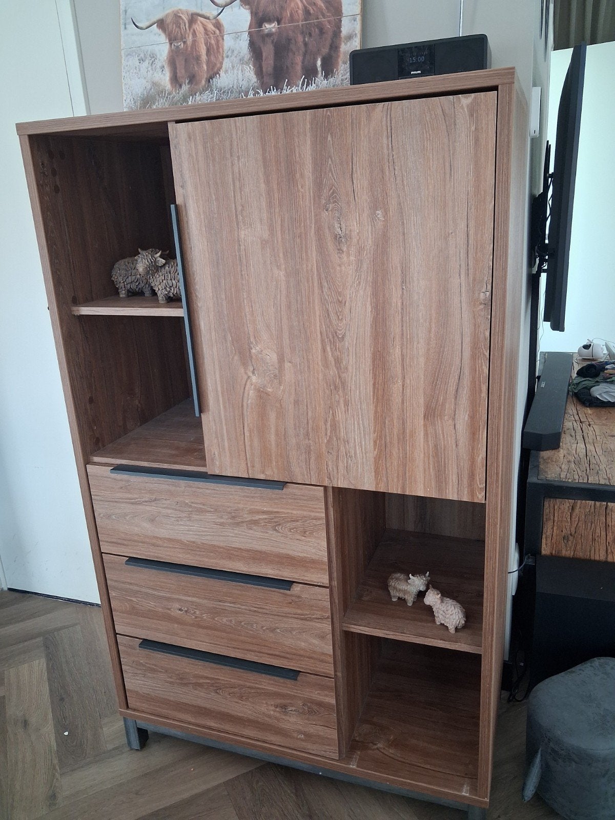 Complete set:  Tafel en hoge kast - Zo goed als nieuw, Ophalen of Verzenden, Zo goed als nieuw