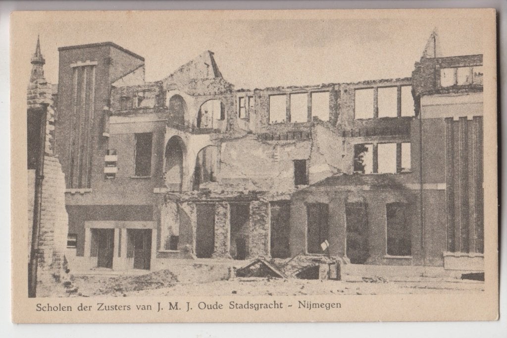 117 Nijmegen Scholen Zusters JMJ Stadsgracht Oorlogstijd B3, Verzamelen, Verzenden, 1940 tot 1960, Ongelopen, Gelderland