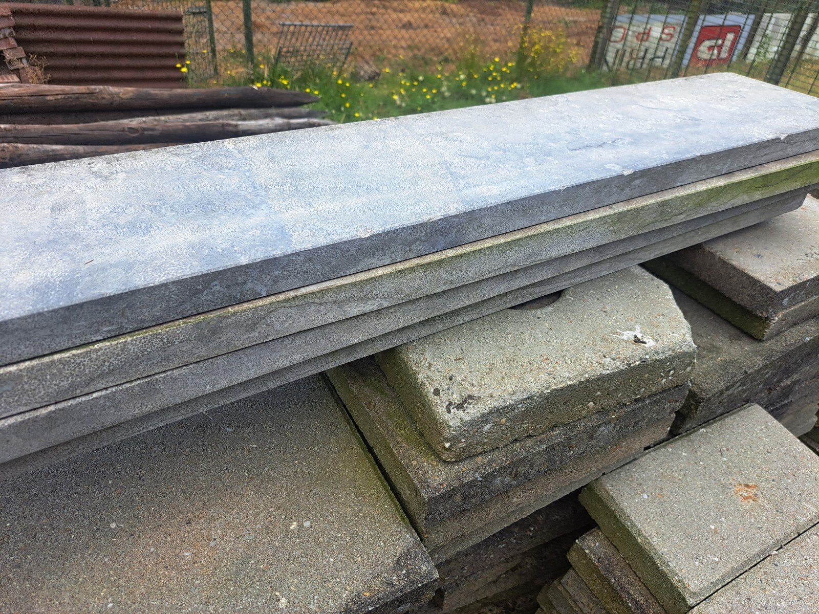 Nieuwe opsluitbanden 100 x 20 x 3 cm, Ophalen, Overige typen, Nieuw, Minder dan 5 m²