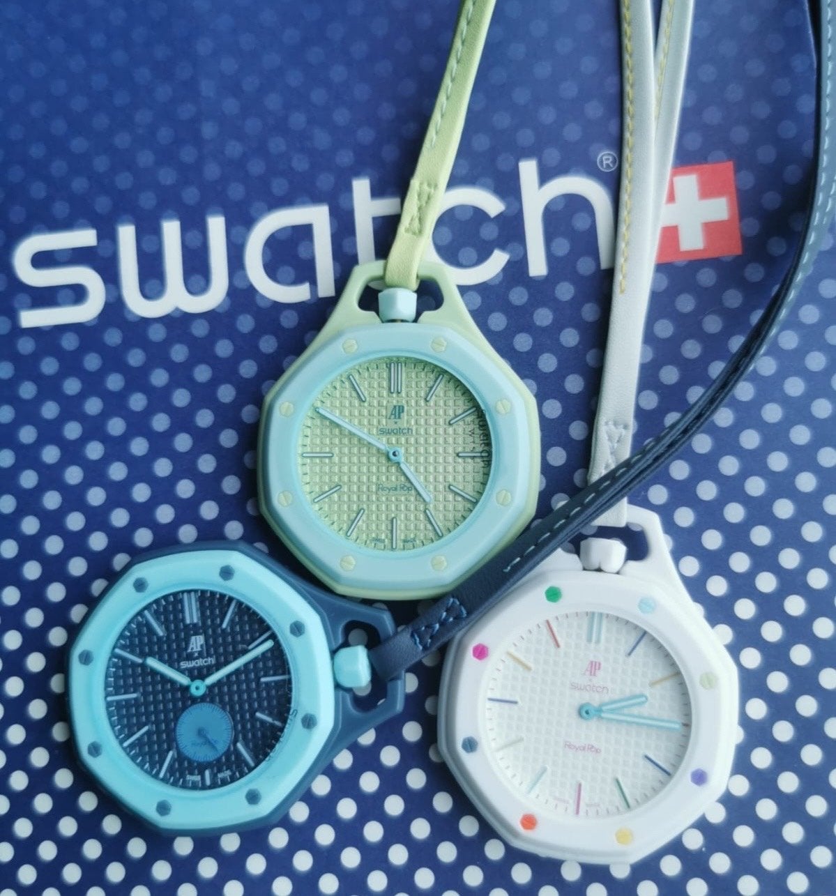 Audemars Piguet x Swatch Royal Pop Horloges (3 stuks), Kunststof, Polshorloge, Swatch, Nieuw