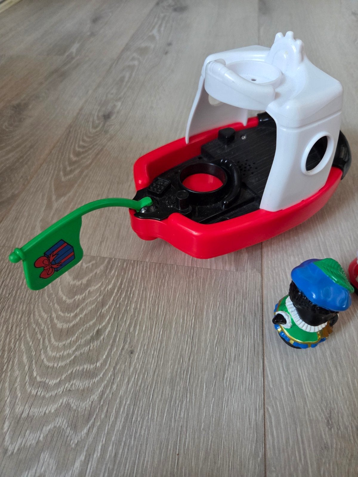 Sinterklaas en Zwarte Piet - Little People boot + muziek, Ophalen of Verzenden