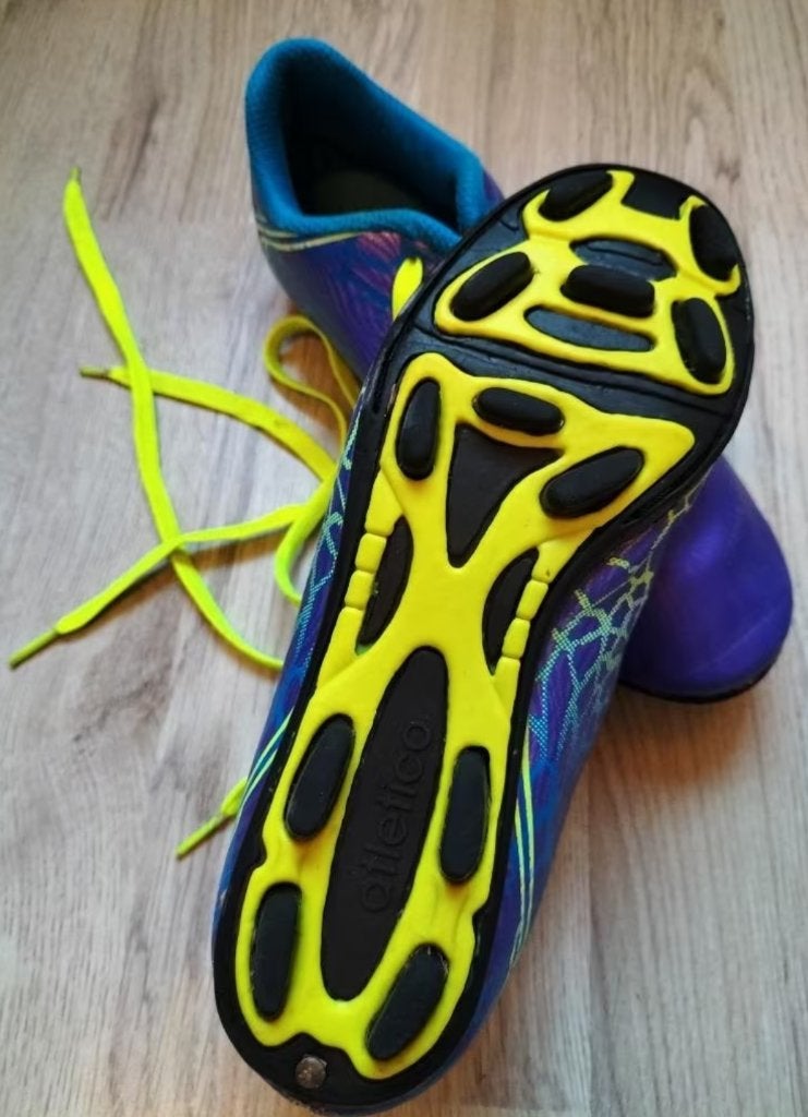 voetbal schoenen paars, Ophalen, Gebruikt, Schoenen