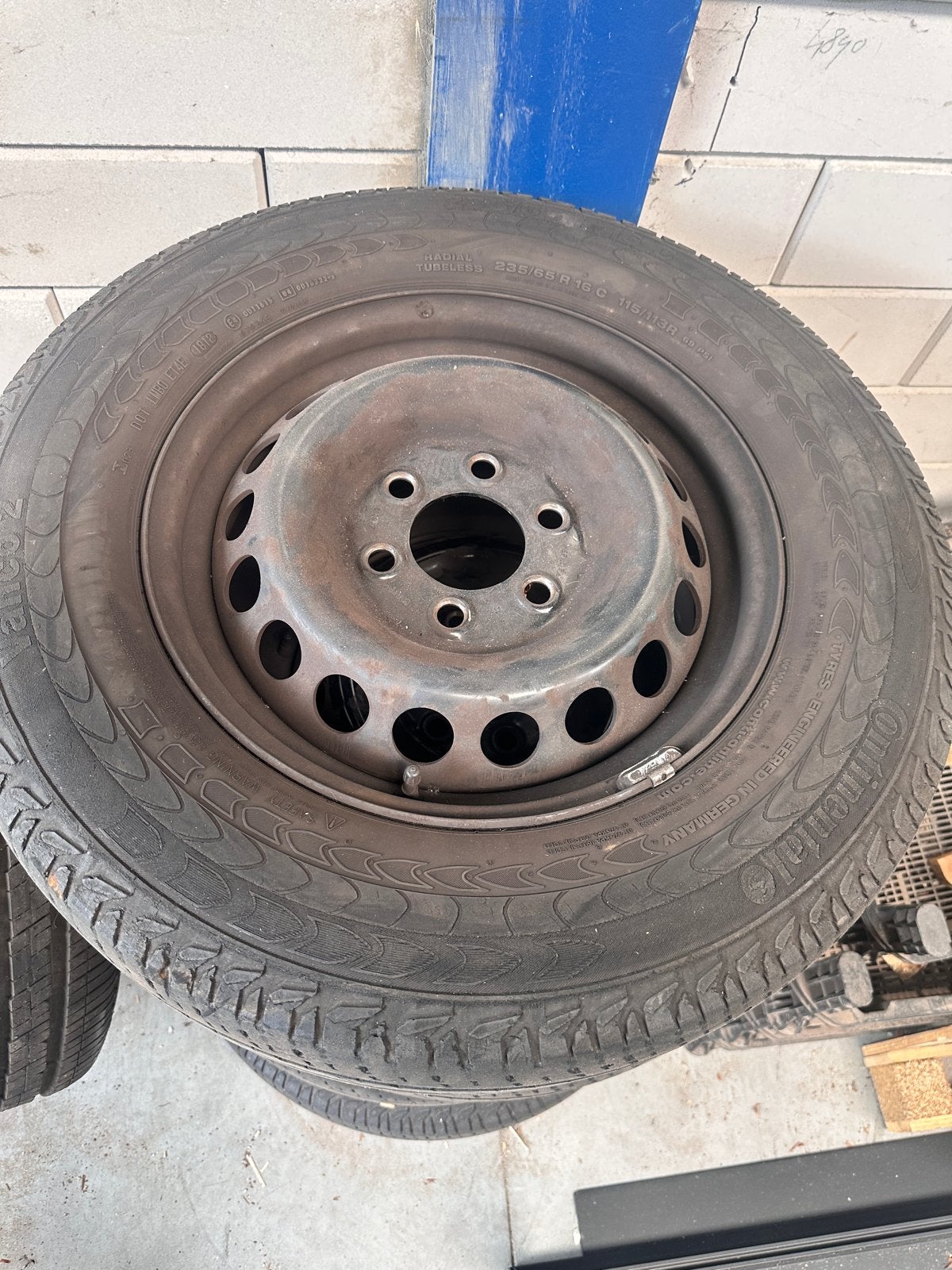5x stalen velgen Mercedes Sprinter / 255/65 R16 banden, Ophalen, 255 mm, 16 inch, Banden en Velgen