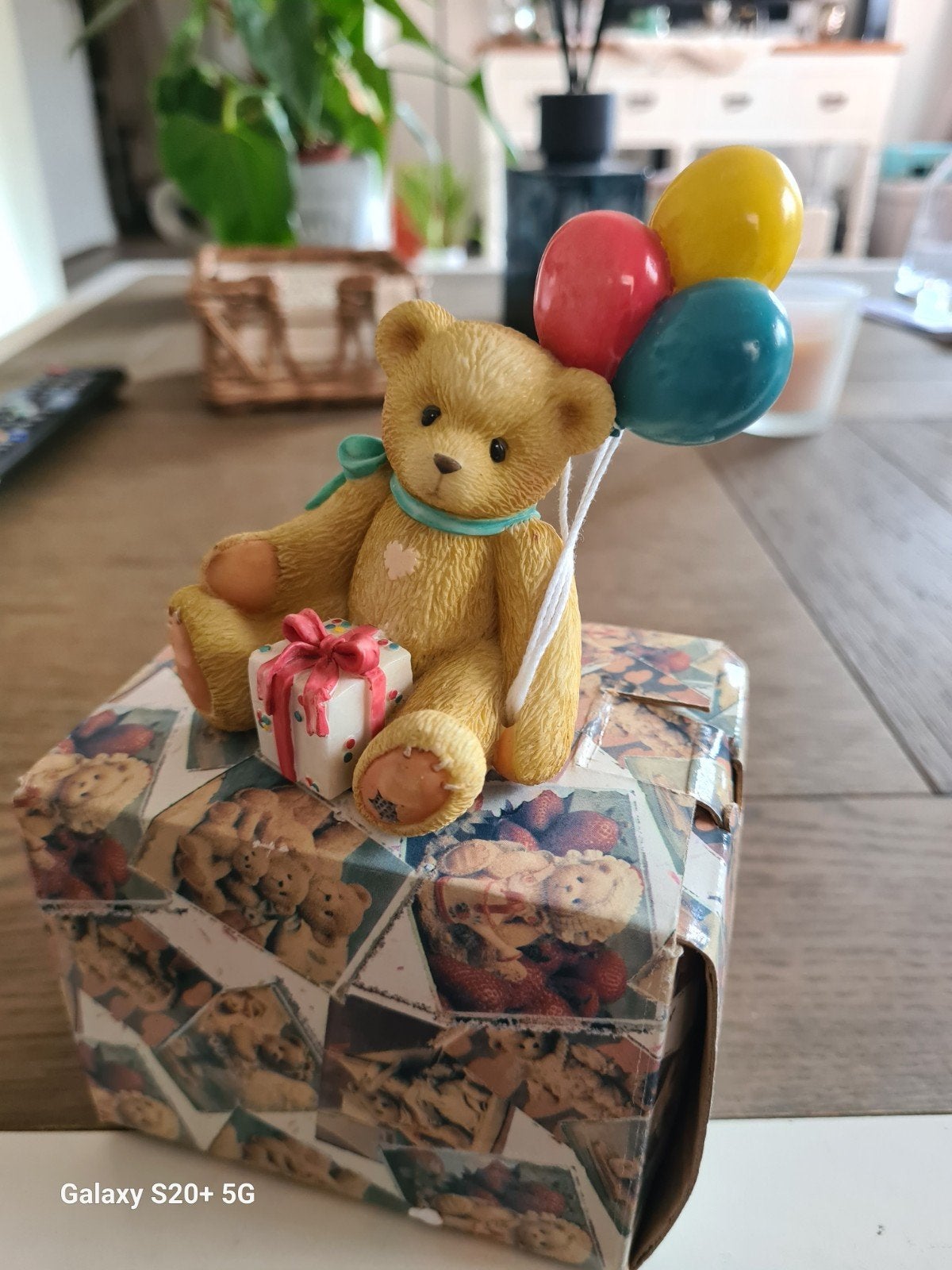 NINA "Beary Happy Wishes" Beeldje - Enesco Corporation, Ophalen of Verzenden, Zo goed als nieuw, Dier