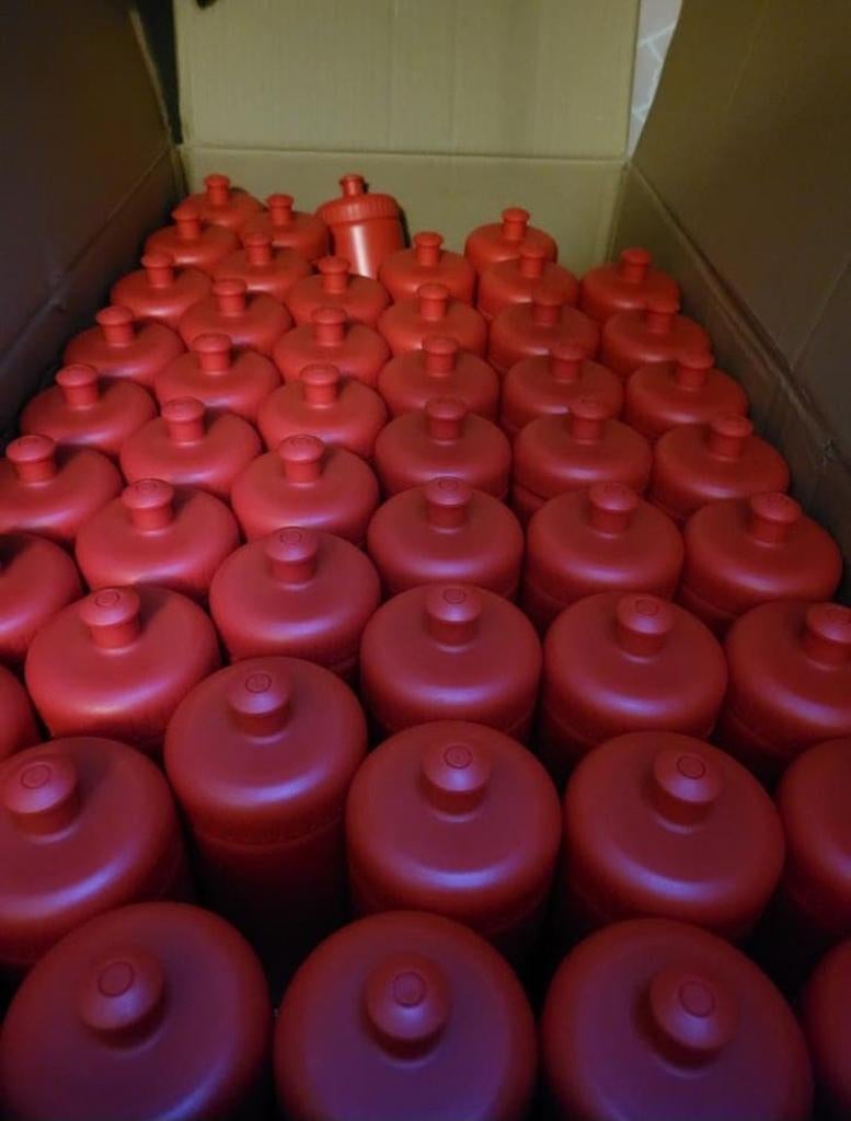 Rode bidons / drinkflessen - 500 ml - 120 stuks, Ophalen, Nieuw