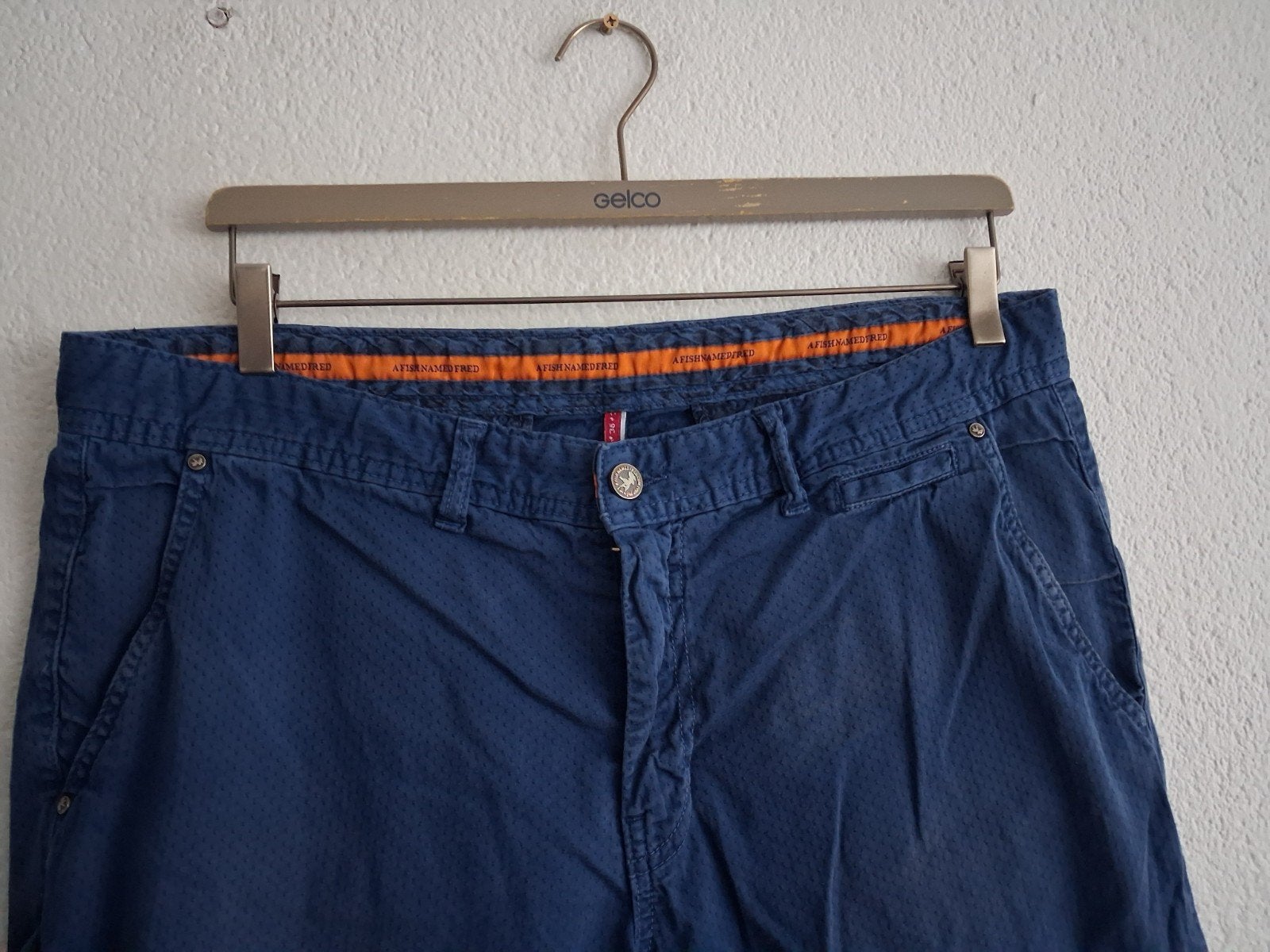 A Fish Named Fred  Korte Broek Maat W36, Ophalen of Verzenden, Zo goed als nieuw, Maat 52/54 (L), Blauw