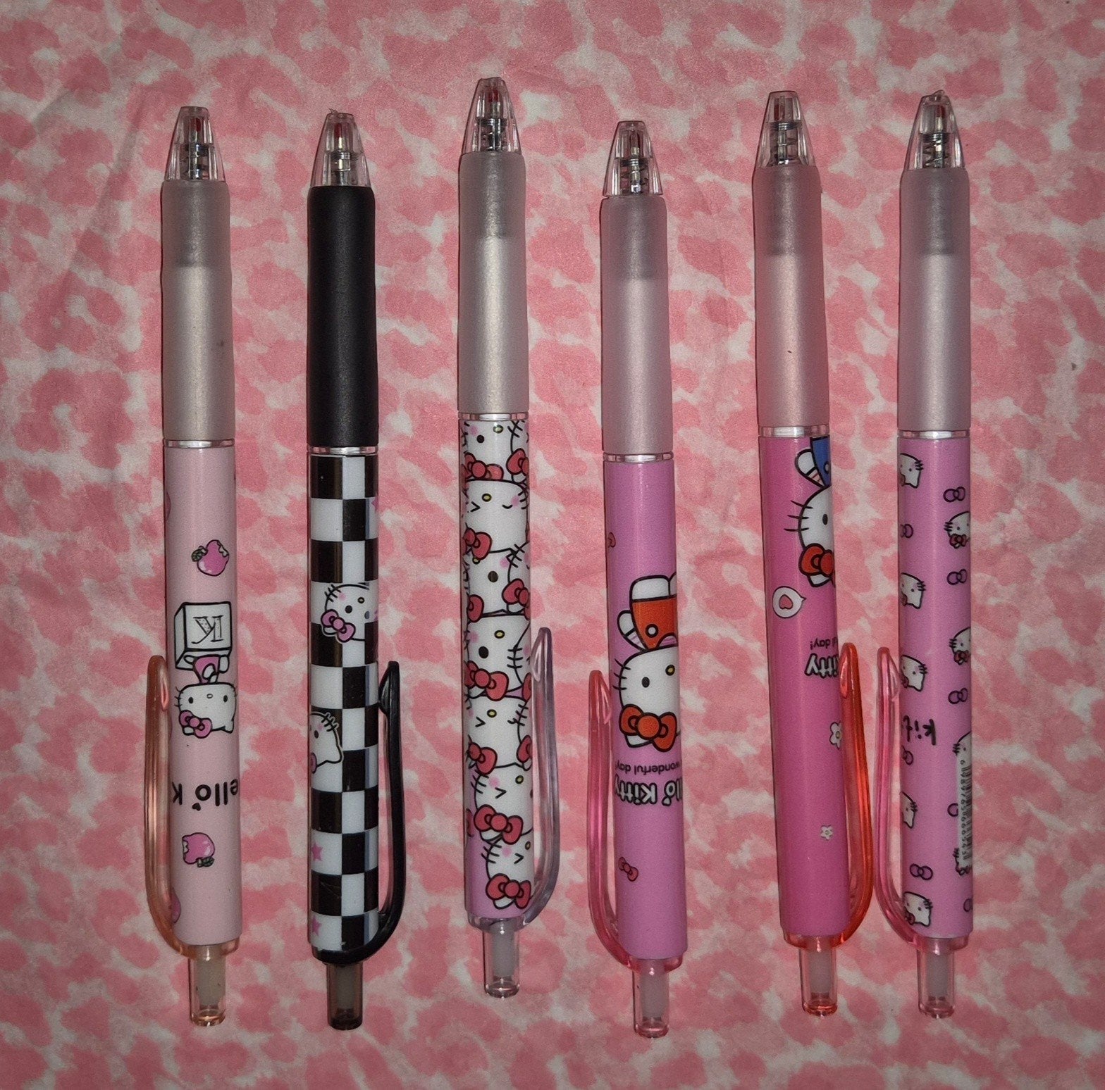 Nieuw! Hello kitty pennenset 6 stuks, Hobby en Vrije tijd, Overige Hobby en Vrije tijd, Zo goed als nieuw, Ophalen of Verzenden