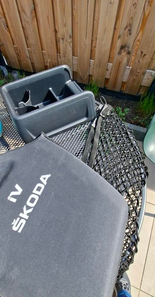 Skoda Enyaq accessoires, Ophalen of Verzenden, Zo goed als nieuw