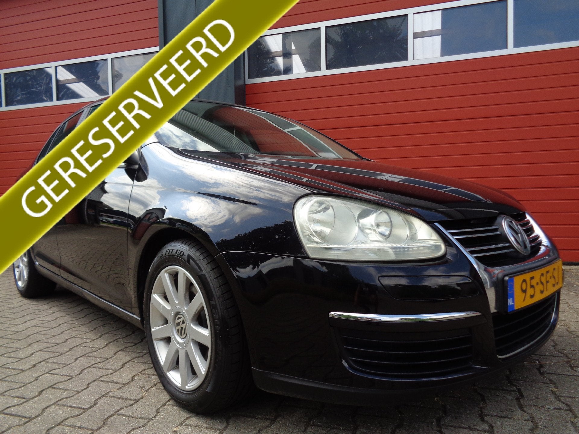 Volkswagen Jetta 1.6 Trendline 102PK Airco Cruise LMV Trekha, Auto's, Voorwielaandrijving, Gebruikt, 4 cilinders, Handgeschakeld
