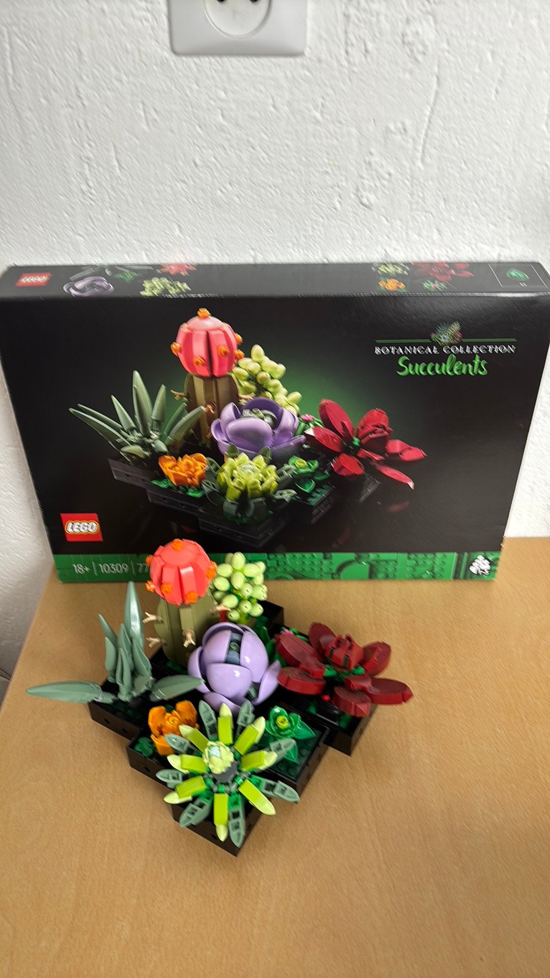 Lego succulents vetplanten 10309, Ophalen of Verzenden, Zo goed als nieuw