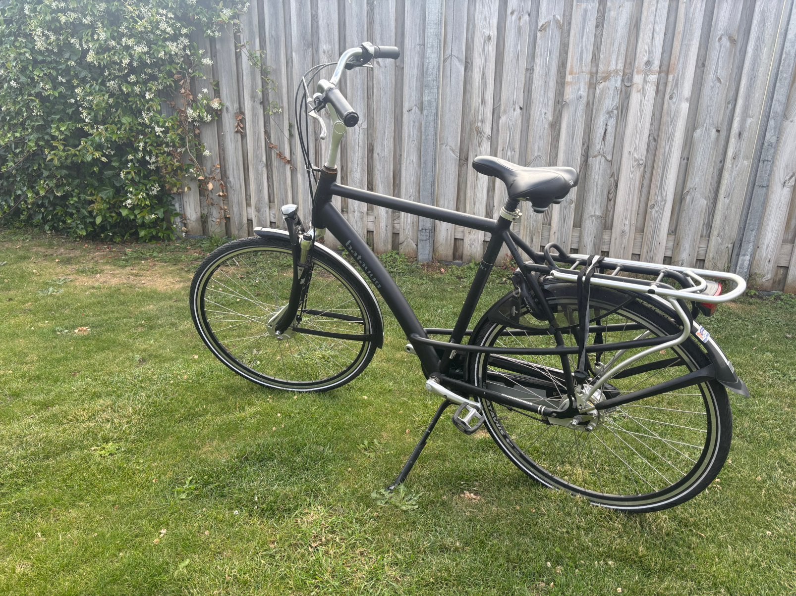 Batavus Mambo mat zwarte heren fiets, Fietsen en Brommers, Fietsen | Heren | Herenfietsen, Ophalen, Versnellingen, Batavus, Zo goed als nieuw