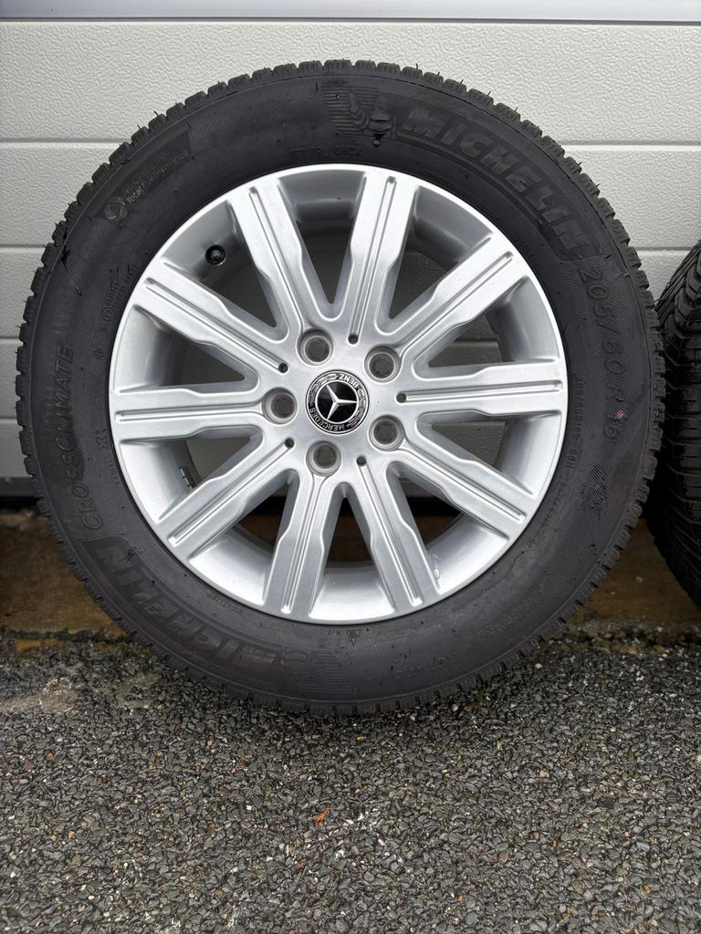 Mercedes Citan 16 inch lichtmetalen velgen met banden. NIEUW, Bestelwagen, 16 inch, Banden en Velgen, Nieuw