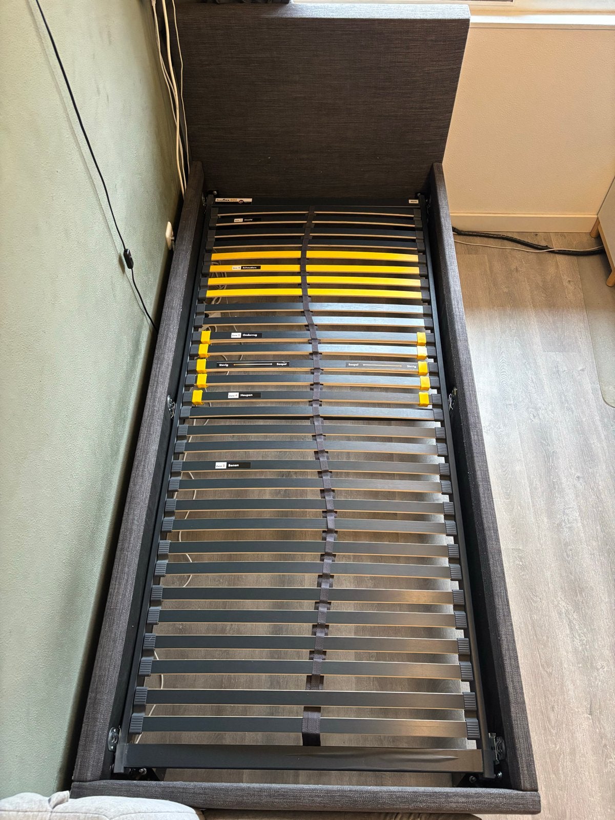 Eenpersoonsboxspring met lattenbodem en matras (beterbed), 90 cm, Eenpersoons, 210 cm, Ophalen of Verzenden