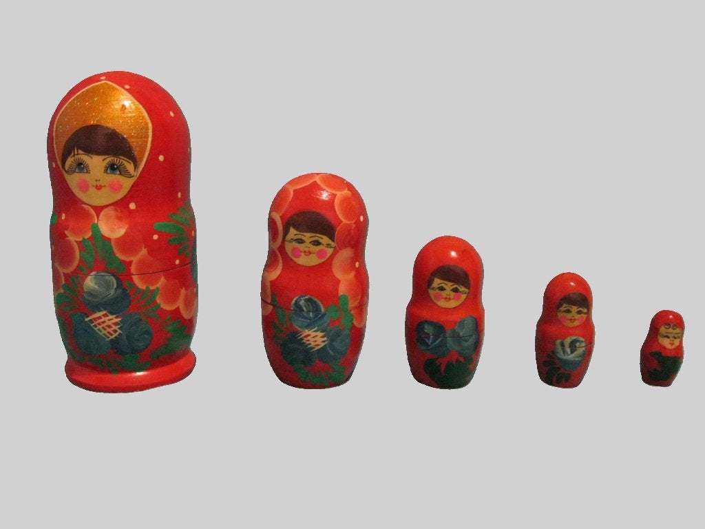 Mooie matroesjka poppetjes., Ophalen