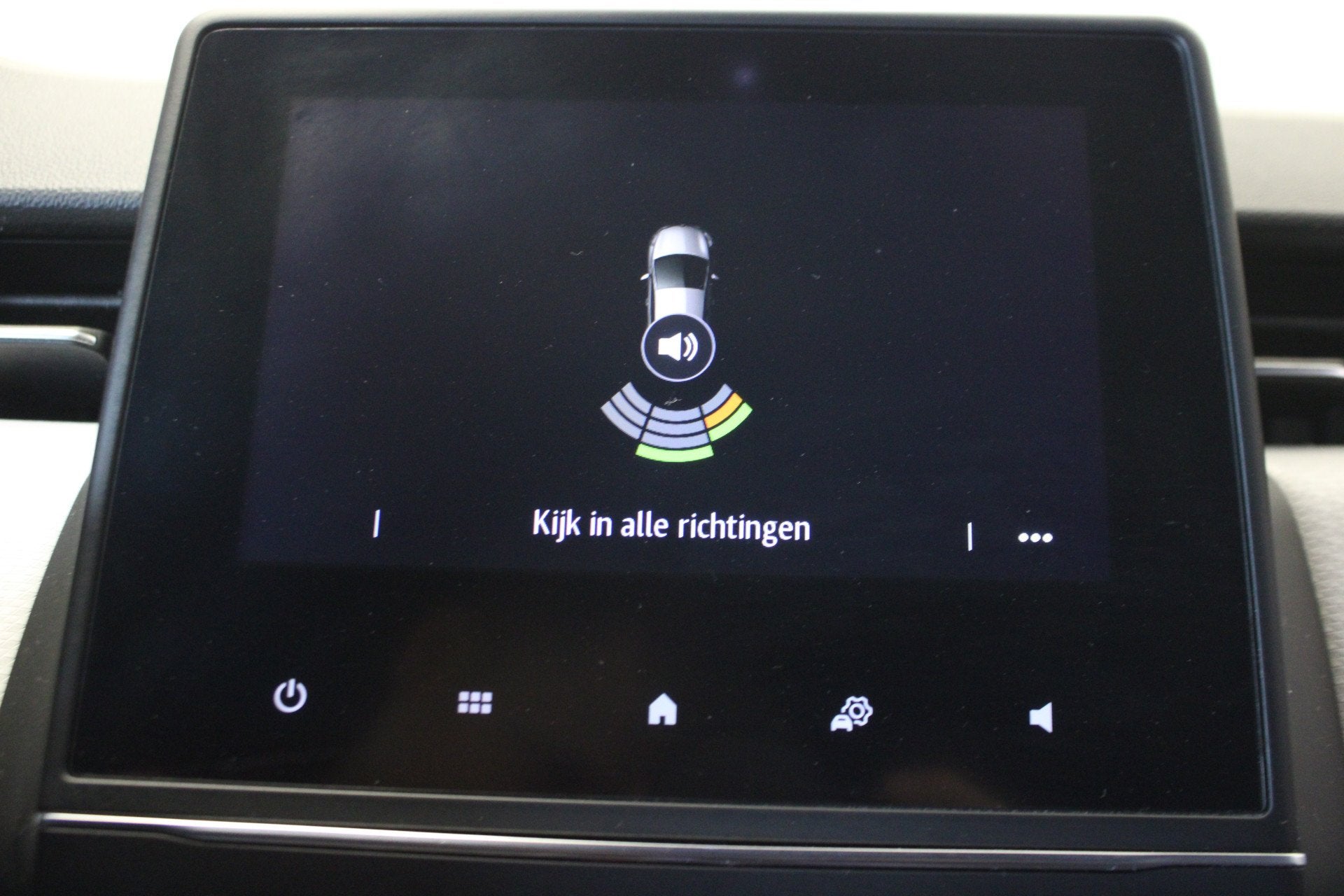 Renault Clio 1.0 TCe Bi-Fuel Intens |Navi| (bj 2020), Auto's, Voorwielaandrijving, 49 €/maand, Origineel Nederlands, Bedrijf
