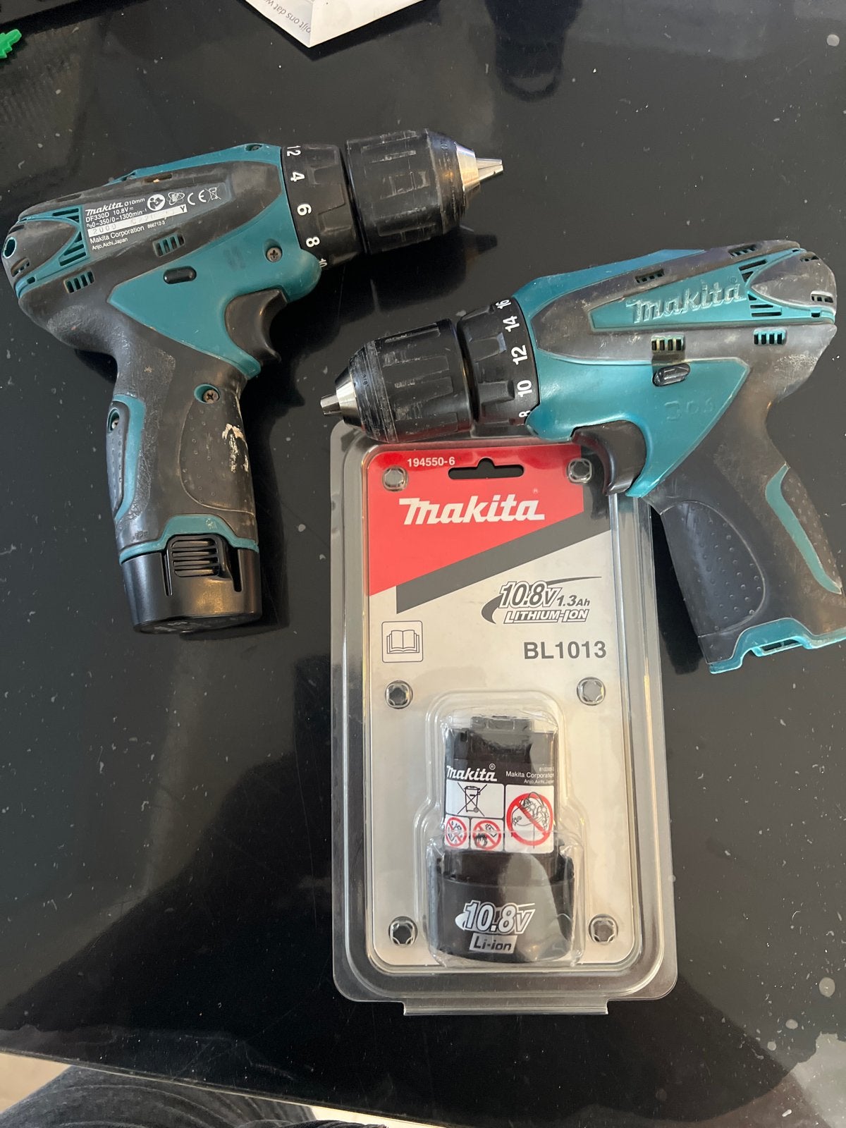 Makita Boor-/Schroefmachine met 2 accu's (1 nieuw), Ophalen of Verzenden, Gebruikt, Boor- en Schroefmachine