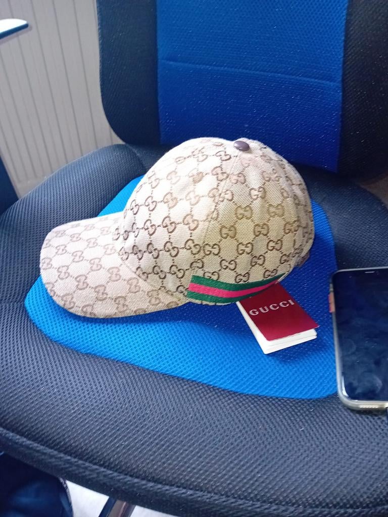 Gucci pet beige nieuw, Kleding | Heren, Ophalen of Verzenden, Nieuw, Gucci, Pet
