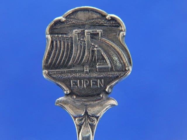 Lepeltje: Eupen  Stuwdam in doosje, Verzenden