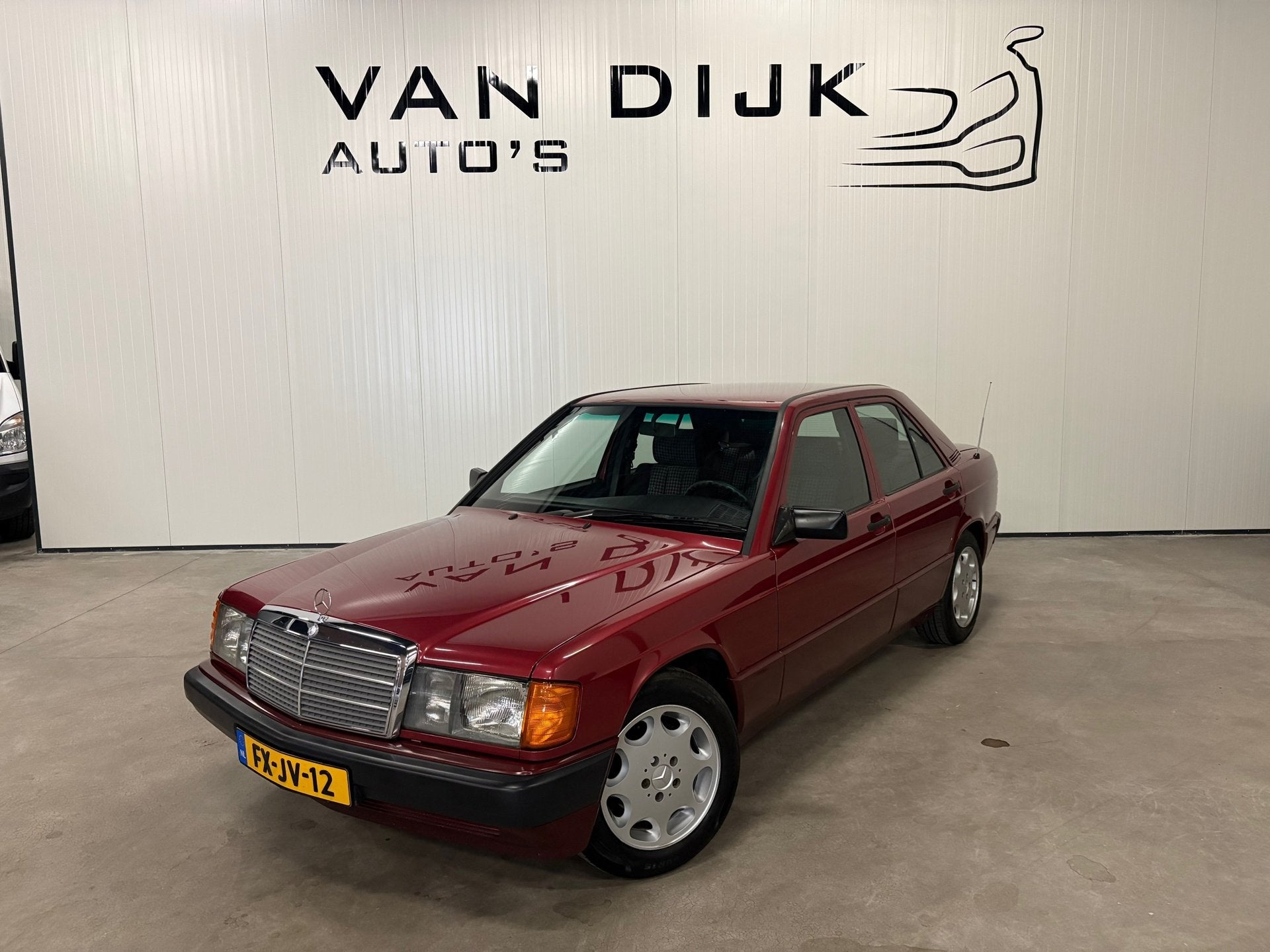 Mercedes-Benz 190-serie 1.8 E 2e Eigenaar Origineel NL Trekh, Auto's, Gebruikt, Zwart, 4 cilinders, Handgeschakeld
