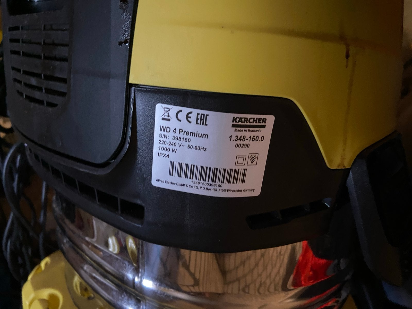 Kärcher WD 4 Premium Nat-/Droogzuiger - 1000W, Witgoed en Apparatuur, Ophalen, Inclusief accessoires, Gebruikt, Waterstofzuiger