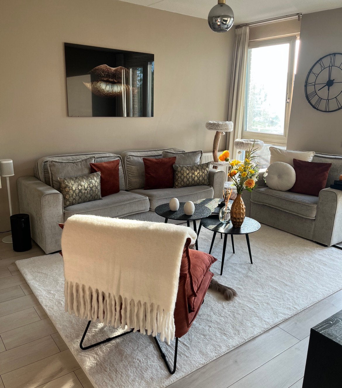 Grijs velours bank 3-zits en  loveseat. (€350 als set !), Ophalen, 75 tot 100 cm, Zo goed als nieuw, Rechte bank