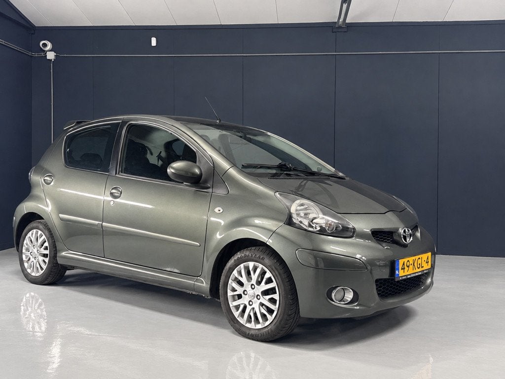 Toyota Aygo 1.0| 5-deurs | NAP | Airco | Elektrische ramen |, Auto's, Voorwielaandrijving, Dealer onderhouden, Gebruikt, 4 stoelen