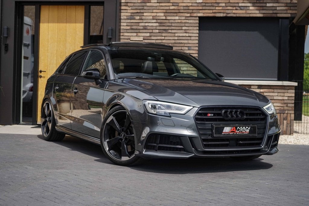 Audi S3 Sportback 2.0 TFSI Quattro Pano/B&O/ACC/Virtual/300P, Auto's, Automaat, S3, 15 km/l, Gebruikt