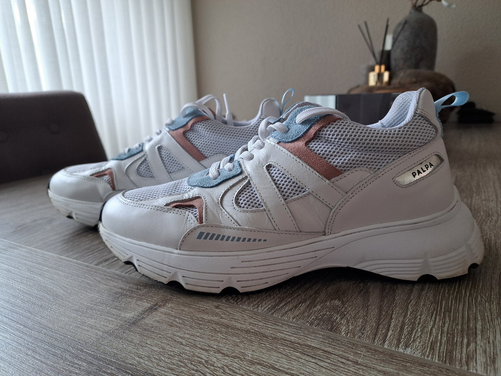 Schoenen, Zwart, Ophalen of Verzenden, Sneakers of Gympen, Zo goed als nieuw