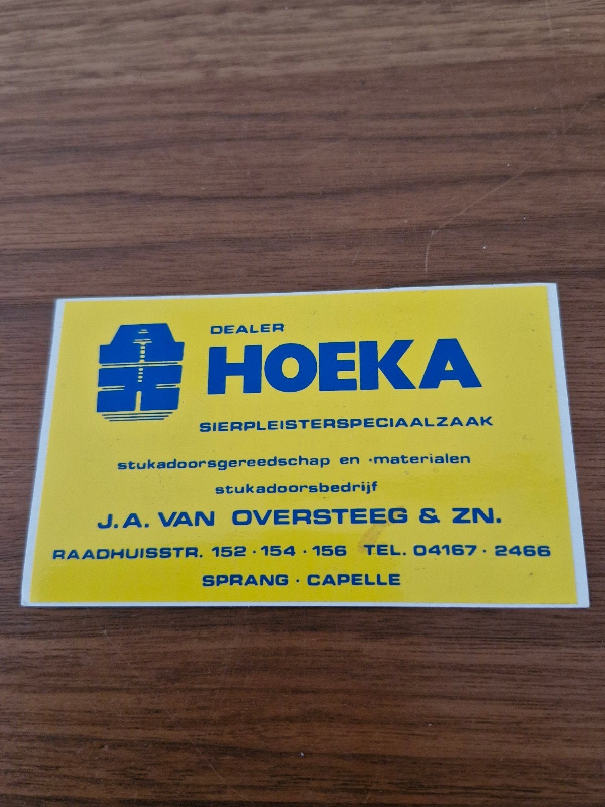 8243 Vintage Hoeka Sierpleisterspeciaalzaak Sticker, Ophalen of Verzenden, Gebruikt, Bedrijf of Vereniging