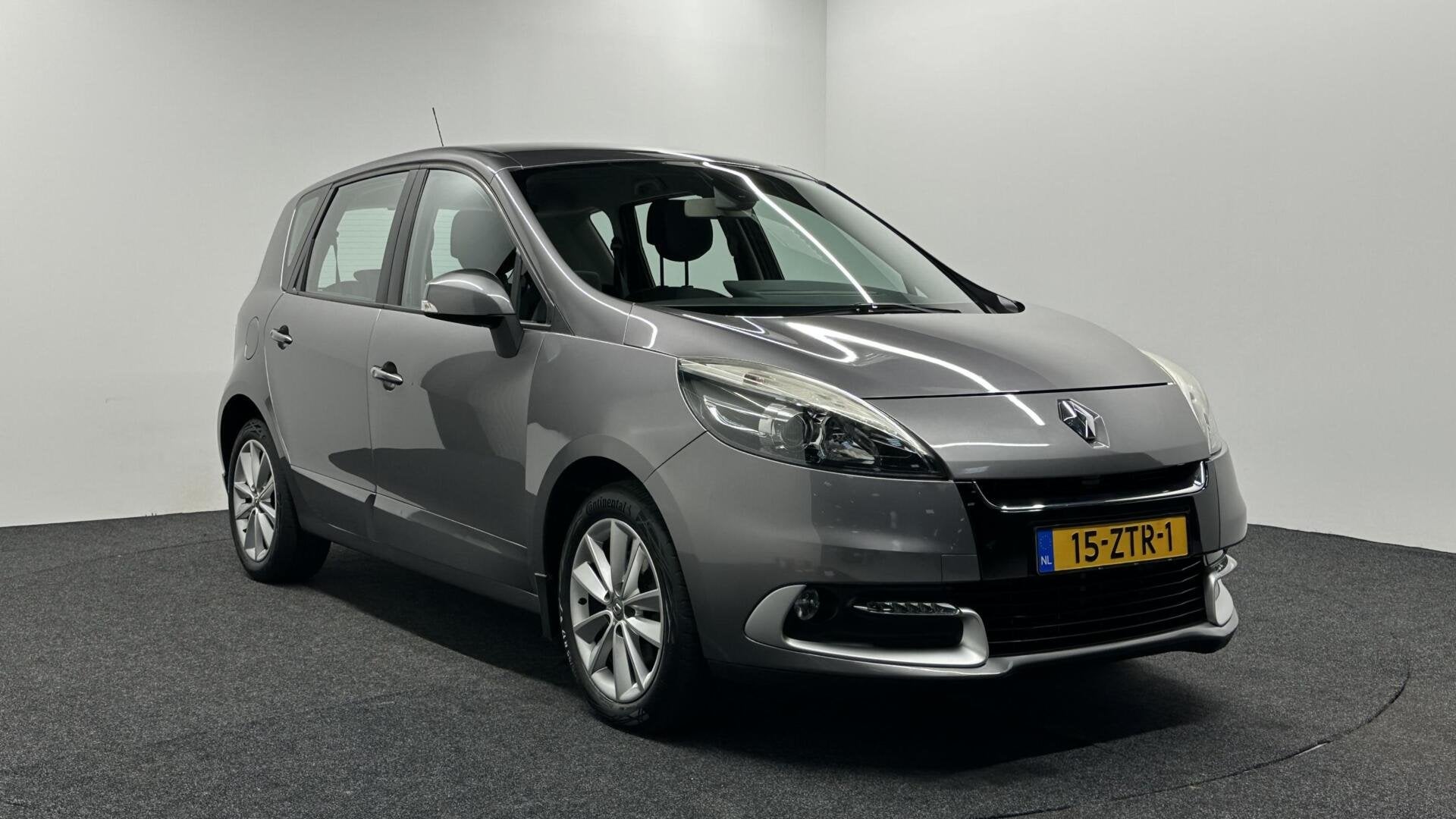 Renault Scenic 1.2 TCe Collection NAVIGATIE CRUISE ECC TREKH, Auto's, Voorwielaandrijving, Stof, Gebruikt, 1295 kg