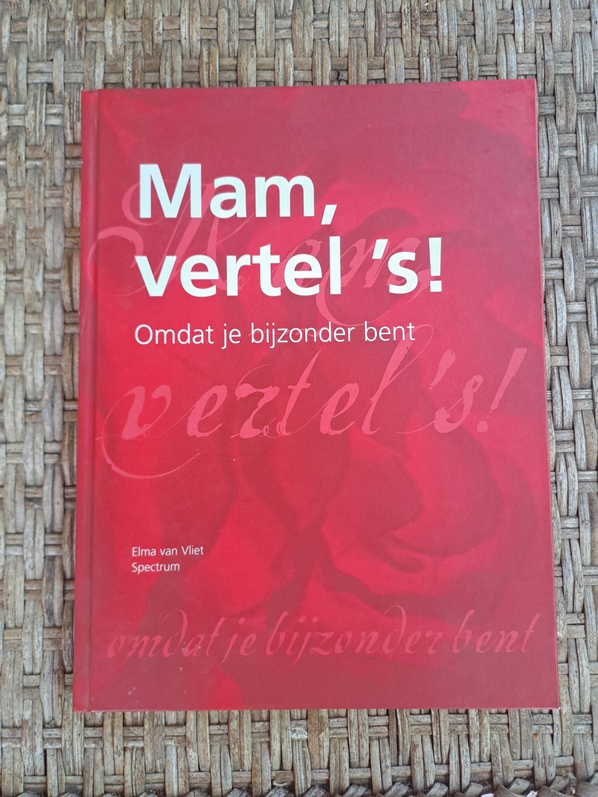 Boek Mam vertel 's!, Boeken, Ophalen of Verzenden, Nieuw