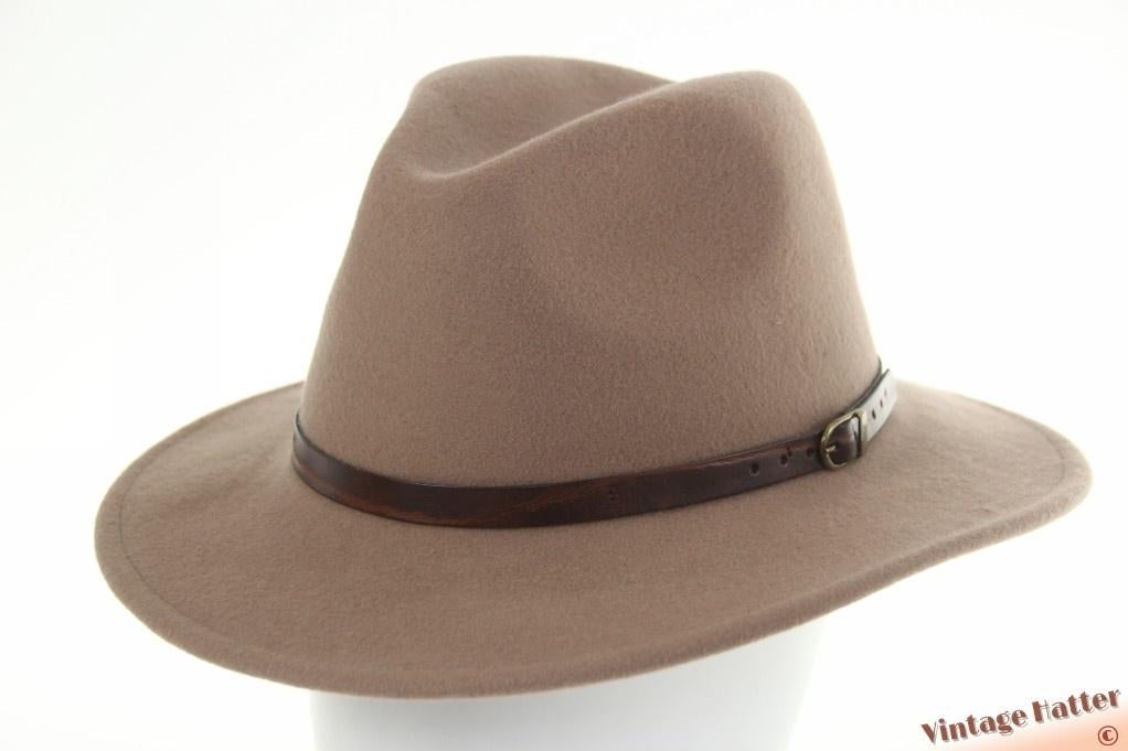 Outdoor gleufhoed taupe beige bruin wolvilt 56-58 Nieuw, Ophalen of Verzenden, Nieuw, One size fits all, Hoed