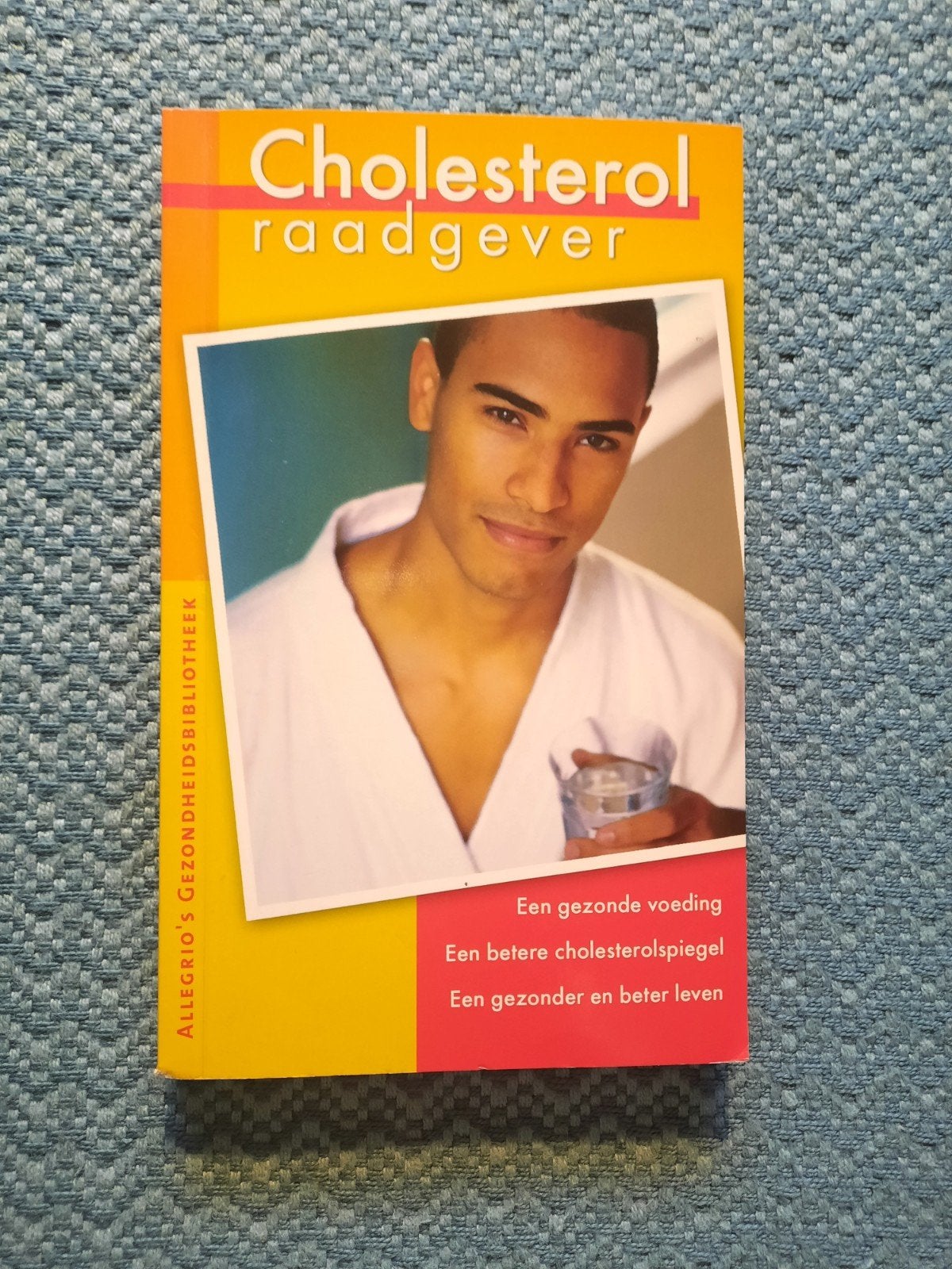 Cholesterol Raadgever - Boek over gezonde voeding, Boeken, Ophalen of Verzenden, Zo goed als nieuw, Gezondheid en Conditie, Onbekend