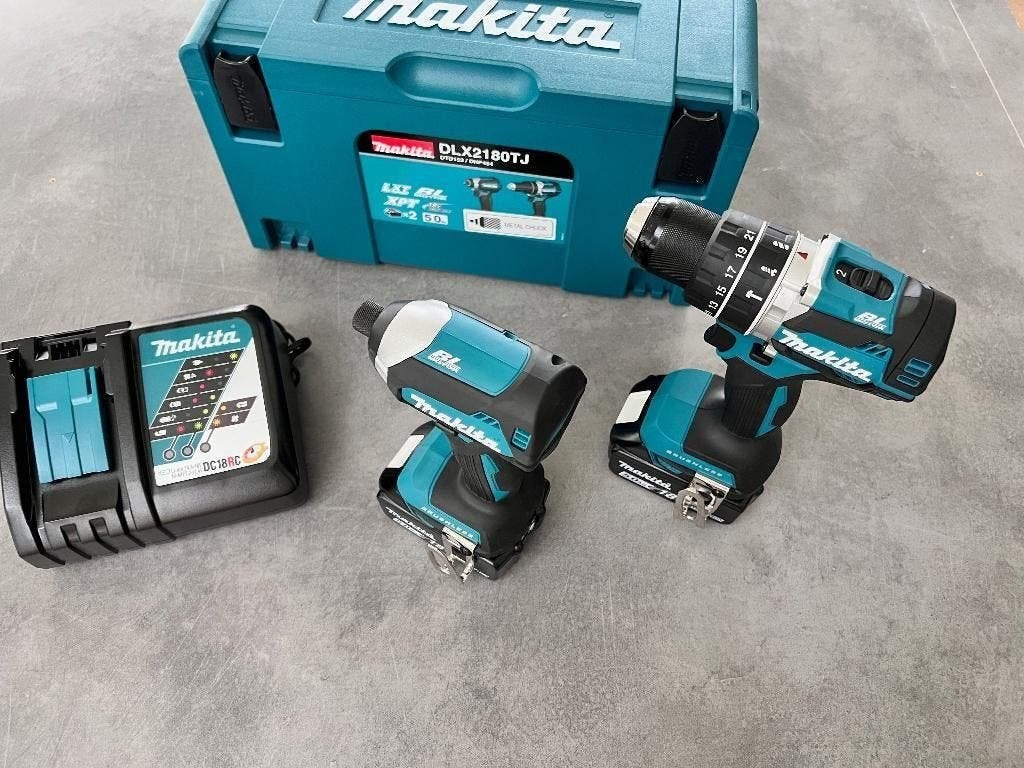 MAKITA 18V 5.Ah ACCU COMBISET DLX2180TJ +KLOPSTAND + SLAGTOL, Ophalen of Verzenden, Nieuw