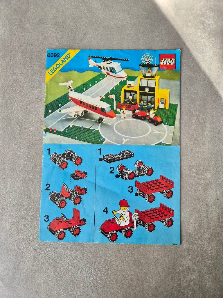 Lego boek 6392, Kinderen en Baby's, Speelgoed | Duplo en Lego, Ophalen of Verzenden, Gebruikt, Inclusief instructies
