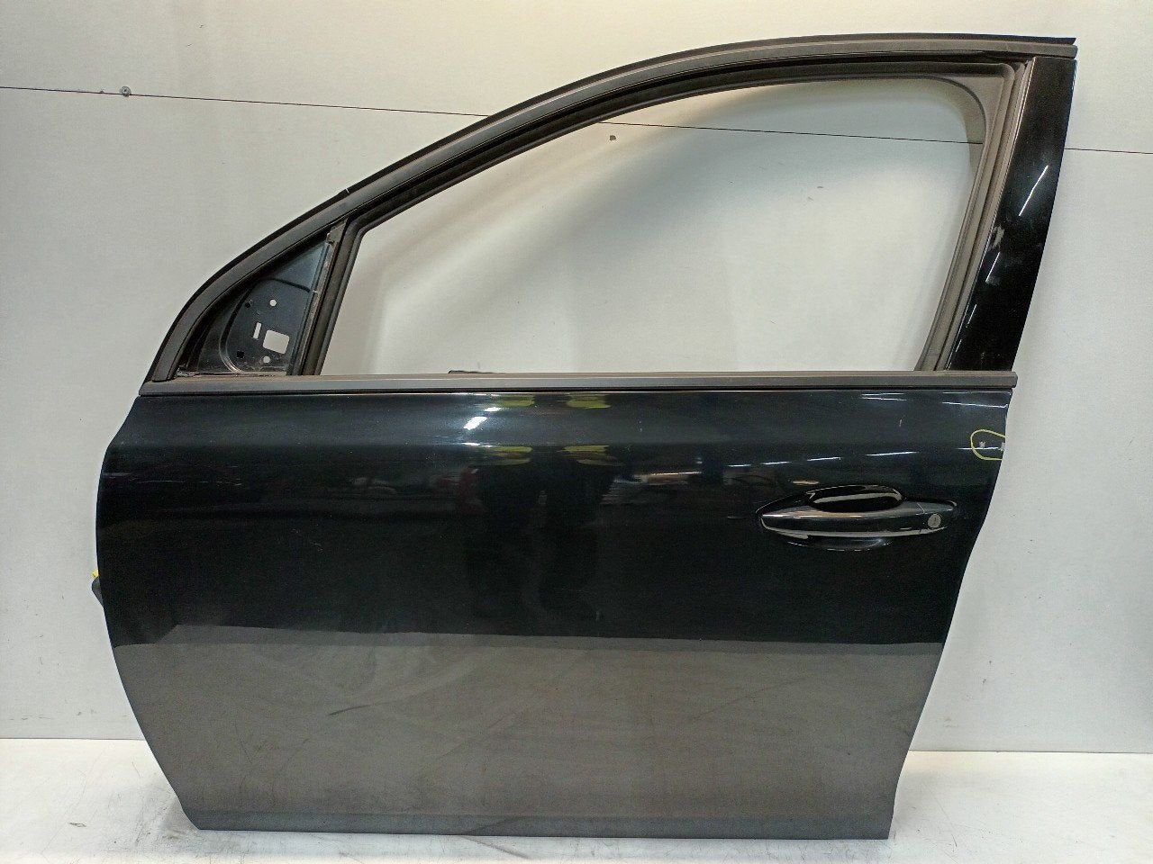 Portier links voor Peugeot 308, Onderdelen@venauto.nl, Van der Ven Autorecycling B.V., Gebruikt, Ettenseweg 76, 4706 PB Roosendaal, The Netherlands
