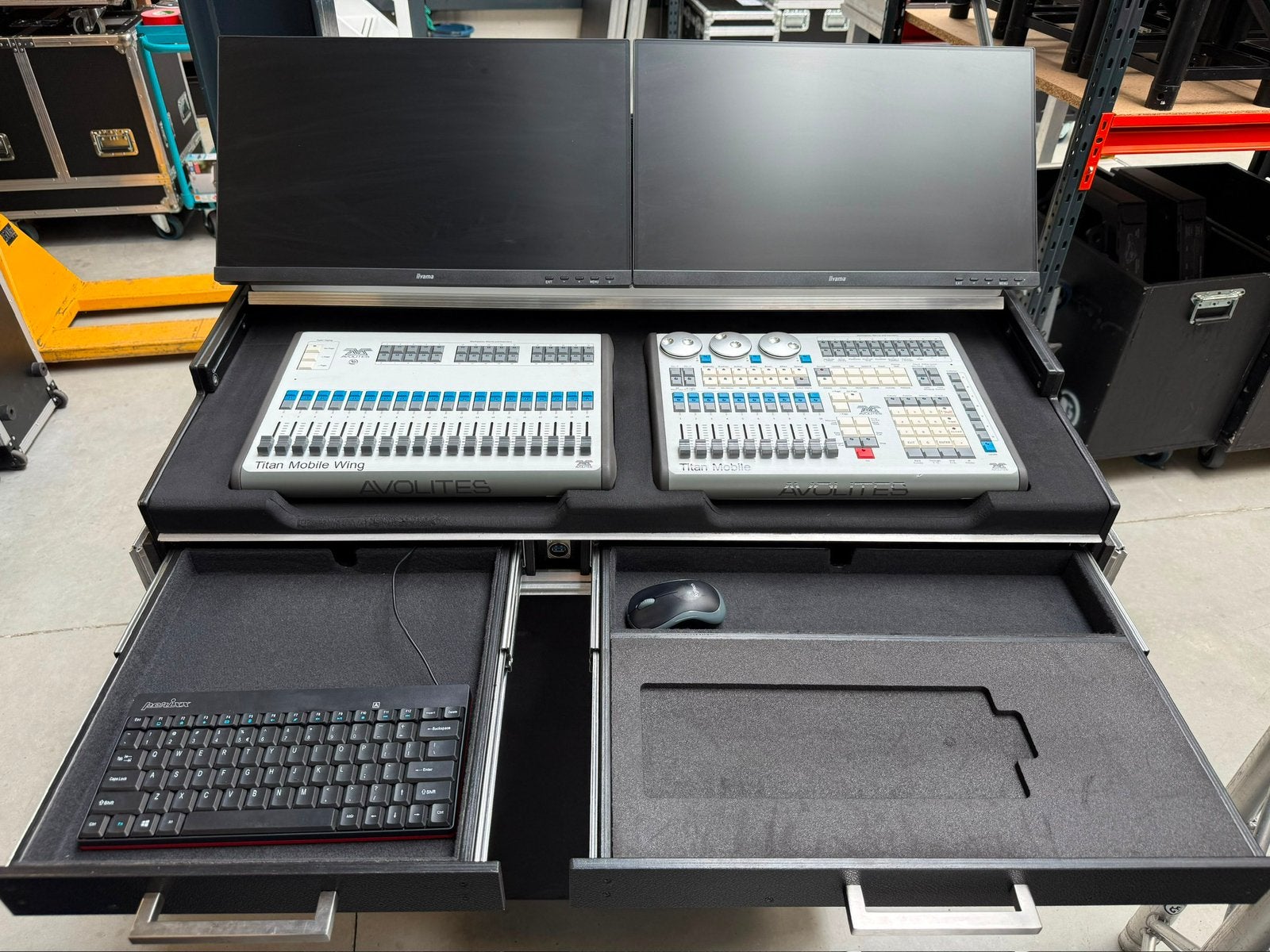Avolites titan mobile + wing in case, Ophalen, Zo goed als nieuw, Licht