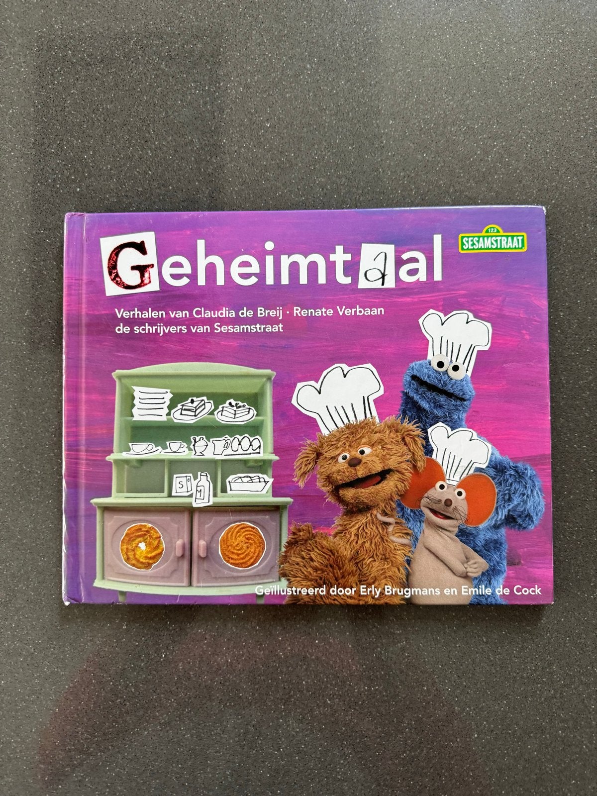 Sesamstraat: Geheimtaal - Voorleesboek, Fictie algemeen, Jongen of Meisje, Ophalen of Verzenden, Zo goed als nieuw