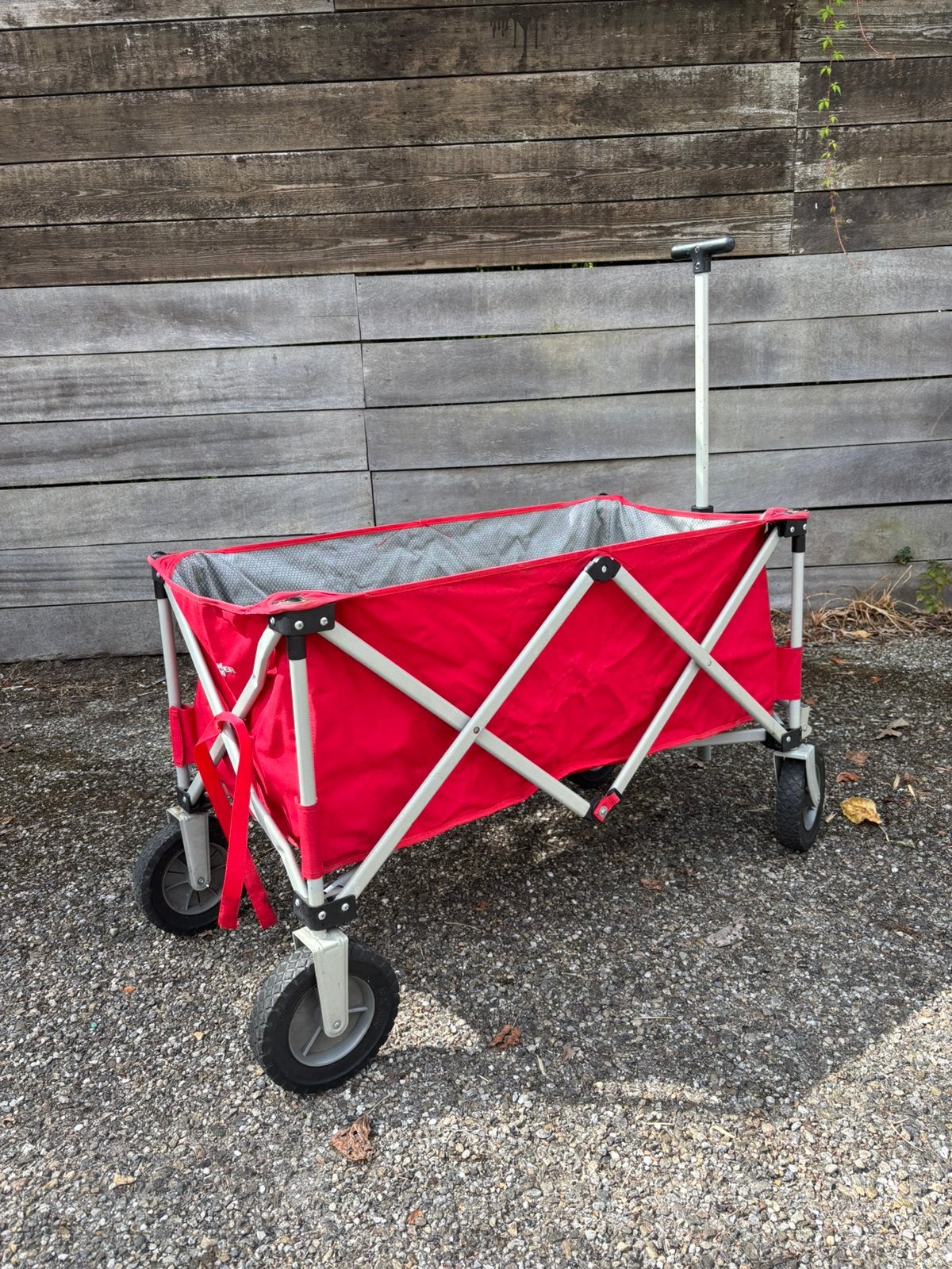 Mooie Brunner rode bolderkar te koop, Ophalen, Gebruikt