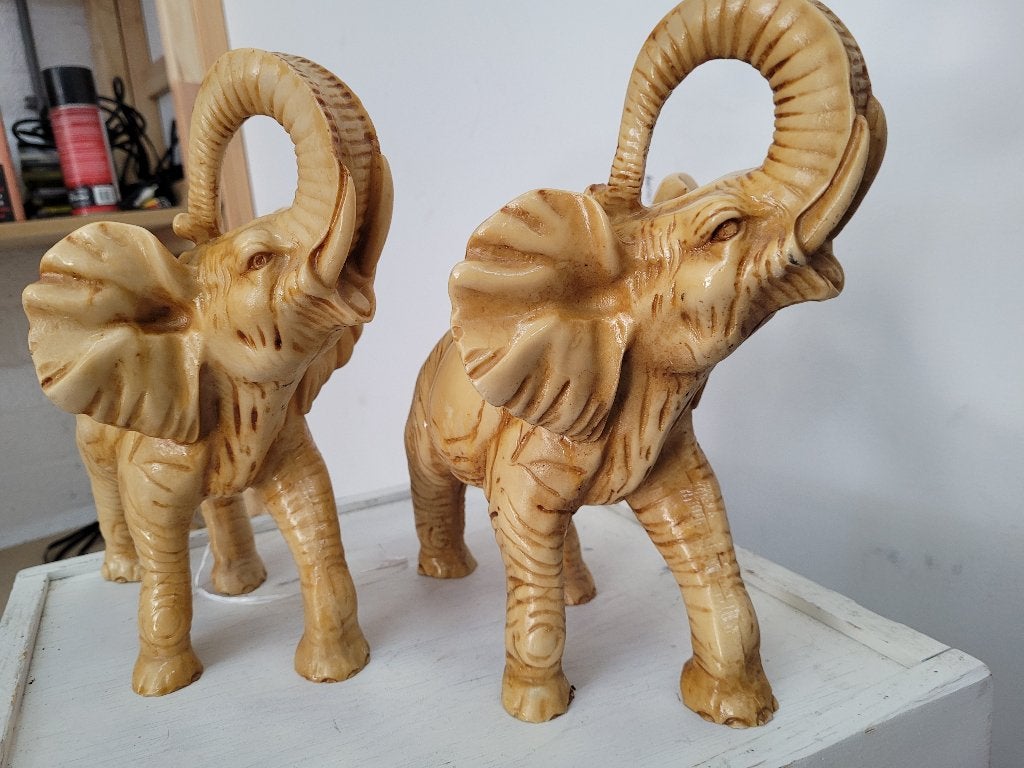 Foto 5 van set 2x zware gave handgemaakte massieve olifanten